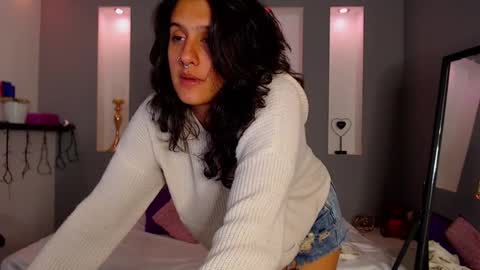 Karolyne online show from 12-15-25, 12:31