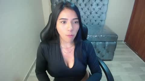 Snapshot of zedin02_a chatting on 03-11-26, 08:26 Zedin online show from 03-11-26, 08:26