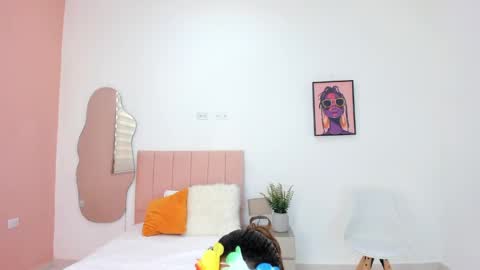 zeendaya  online show from 05-05-26, 12:35