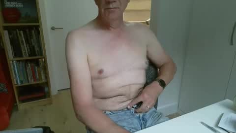 zeep16 online show from 09-17-25, 08:38