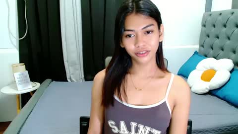 Snapshot of zeethefucker69 chatting on 03-02-25, 01:04 Zo online show from 03-02-25, 01:04