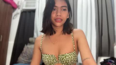 Snapshot of zeethefucker69 chatting on 09-14-25, 08:24 Zo online show from 09-14-25, 08:24