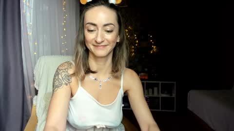 Snapshot of zefir_ka_ chatting on 12-24-24, 10:44 Zefir ka online show from 12-24-24, 10:44