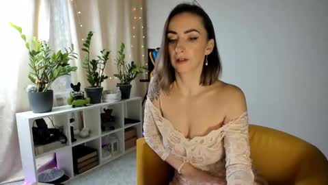 Snapshot of zefir_ka_ chatting on 03-05-25, 11:17 Zefir ka online show from 03-05-25, 11:17