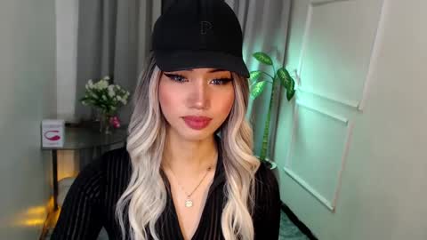 zelainalovetocum online show from 03-02-25, 02:32