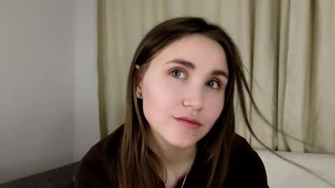 Emilia online show from 01-14-26, 09:31