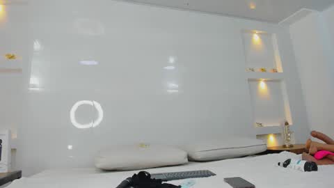 Zenda Evans online show from 02-28-26, 04:13