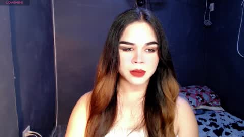 Snapshot of zendaya_amore chatting on 11-10-25, 03:44 Zendaya online show from 11-10-25, 03:44