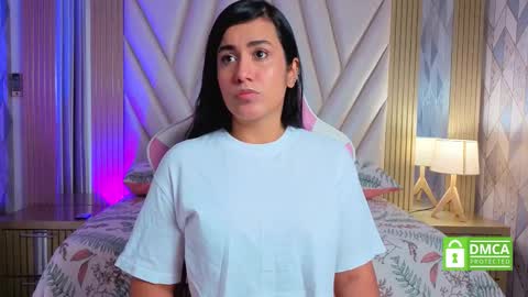 Zendaya  online show from 10-22-25, 11:21