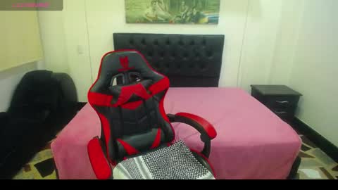 Zendaya Wilson online show from 12-13-24, 09:13