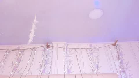 Zendaya online show from 12-05-24, 04:09