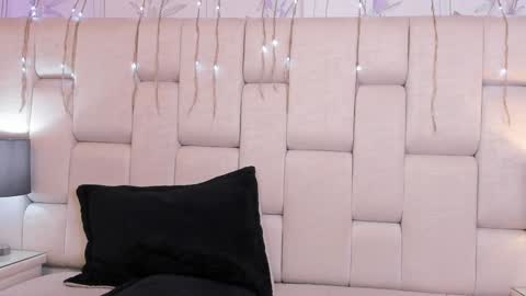 Snapshot of zendayagreey chatting on 12-28-24, 02:33 Zendaya online show from 12-28-24, 02:33