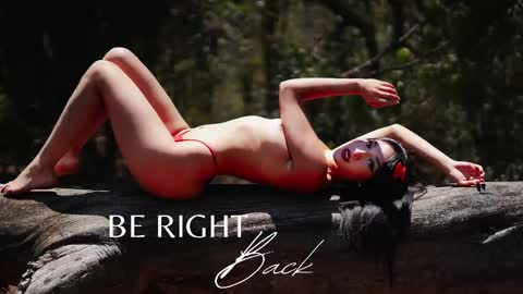 Snapshot of zendayagreey chatting on 02-19-25, 11:36 Zendaya online show from 02-19-25, 11:36