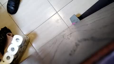 zenek1989007 online show from 12-24-24, 08:44