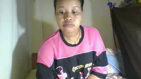 Snapshot of zenicee chatting on 12-15-25, 03:38 zenicee online show from 12-15-25, 03:38