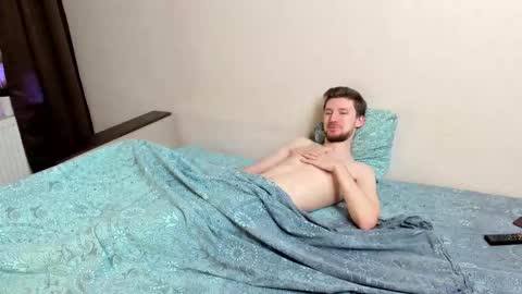 Snapshot of zepanl chatting on 11-04-25, 02:54 Andrew online show from 11-04-25, 02:54