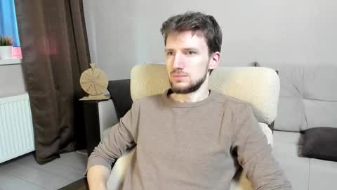 Snapshot of zepanl chatting on 11-15-25, 07:49 Andrew online show from 11-15-25, 07:49