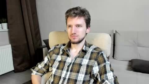 Snapshot of zepanl chatting on 11-30-25, 12:14 Andrew online show from 11-30-25, 12:14