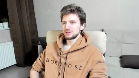 Snapshot of zepanl chatting on 12-05-25, 08:49 Andrew online show from 12-05-25, 08:49