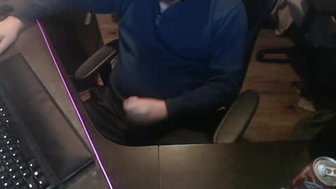 Snapshot of zerobied chatting on 02-17-25, 04:09 zerobied online show from 02-17-25, 04:09