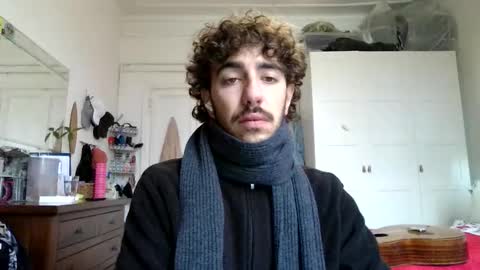 Snapshot of zeta214 chatting on 11-24-25, 12:27 zeta214 online show from 11-24-25, 12:27