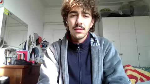 Snapshot of zeta214 chatting on 12-14-25, 11:37 zeta214 online show from 12-14-25, 11:37