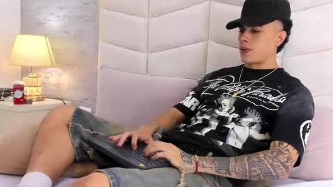 Sebas online show from 10-12-25, 04:22