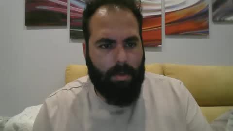 Snapshot of zeusateneo chatting on 03-08-25, 08:22 Zeus online show from 03-08-25, 08:22