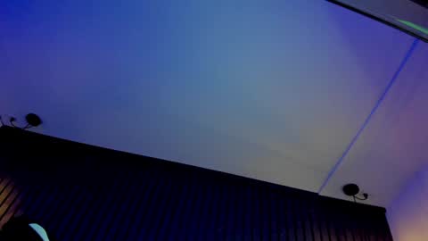 zeus online show from 02-08-25, 06:54