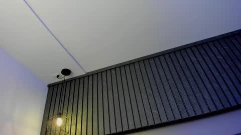 zeus online show from 02-25-25, 04:46