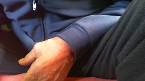 zevioo77 online show from 10-25-25, 08:55