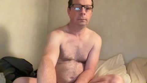 Snapshot of zgibnam chatting on 10-20-25, 10:05 zgibnam online show from 10-20-25, 10:05