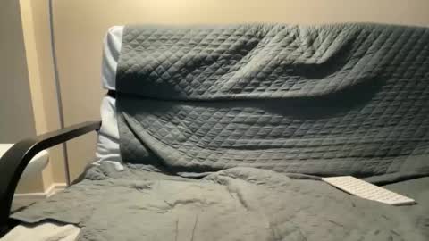 Snapshot of zgibnam chatting on 11-22-25, 03:44 zgibnam online show from 11-22-25, 03:44