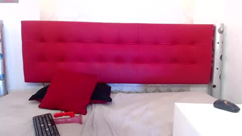 ZHAMIRA  ANDRES online show from 02-28-25, 11:23