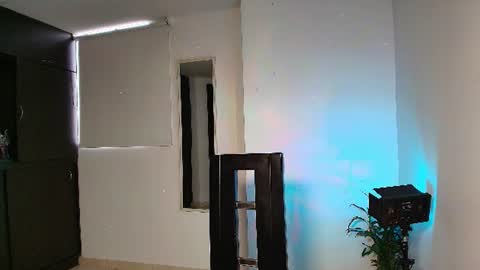 Zhara online show from 06-23-26, 12:36