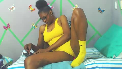 Snapshot of zharick_smithx chatting on 12-28-24, 10:25 zharick online show from 12-28-24, 10:25