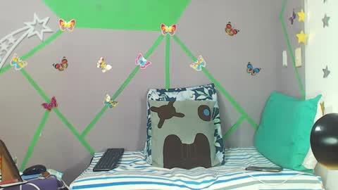 Snapshot of zharick_smithx chatting on 12-31-24, 05:55 zharick online show from 12-31-24, 05:55