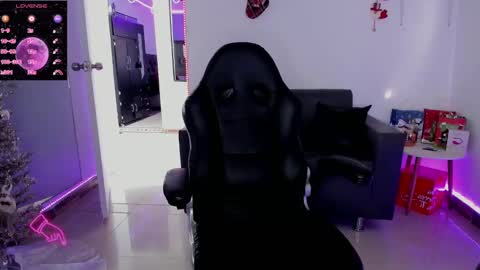 zhoestrong online show from 12-14-24, 07:46