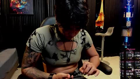 zhoestrong online show from 09-28-25, 10:26