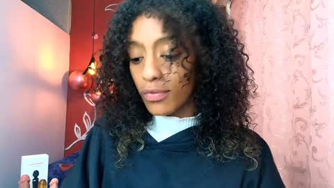 Zia Green online show from 01-25-25, 12:16