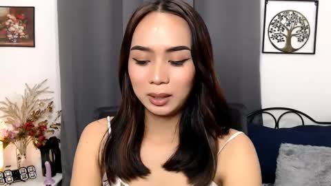 Snapshot of zialustts chatting on 03-09-25, 04:00 Zia online show from 03-09-25, 04:00