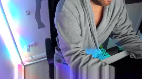 ziemlichflutschig online show from 10-02-25, 09:22