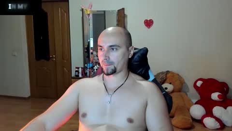 Ziesh online show from 10-10-25, 03:11