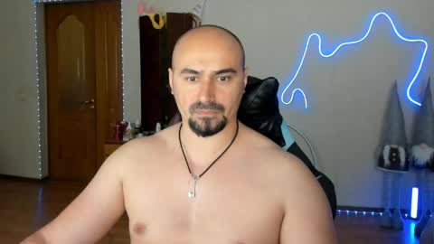 Ziesh online show from 05-17-26, 10:11
