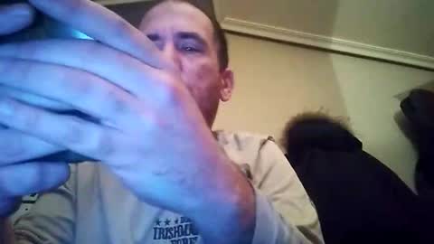 Snapshot of zigor13 chatting on 02-05-26, 04:55 zigor13 online show from 02-05-26, 04:55