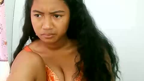 elly online show from 04-22-26, 05:21