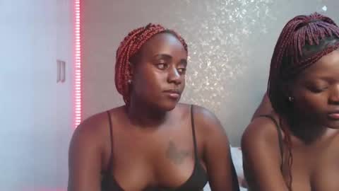 Snapshot of zinadine_ chatting on 02-27-26, 06:41 Zinadine online show from 02-27-26, 06:41