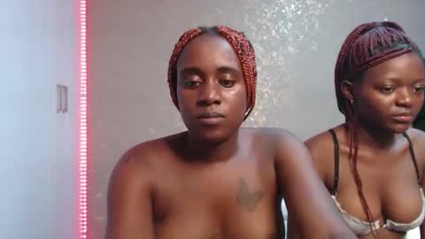 Snapshot of zinadine_ chatting on 03-01-26, 06:15 Zinadine online show from 03-01-26, 06:15