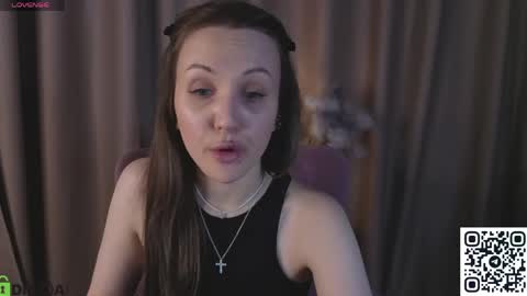 Snapshot of zlata__fox chatting on 06-10-26, 08:02 Zlata Mon Tue Thu Fri Sun Sa GMT 3 0000pm - 0600pm online show from 06-10-26, 08:02