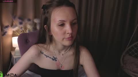 Snapshot of zlata__fox chatting on 06-11-26, 08:34 Zlata Mon Tue Thu Fri Sun Sa GMT 3 0000pm - 0600pm online show from 06-11-26, 08:34